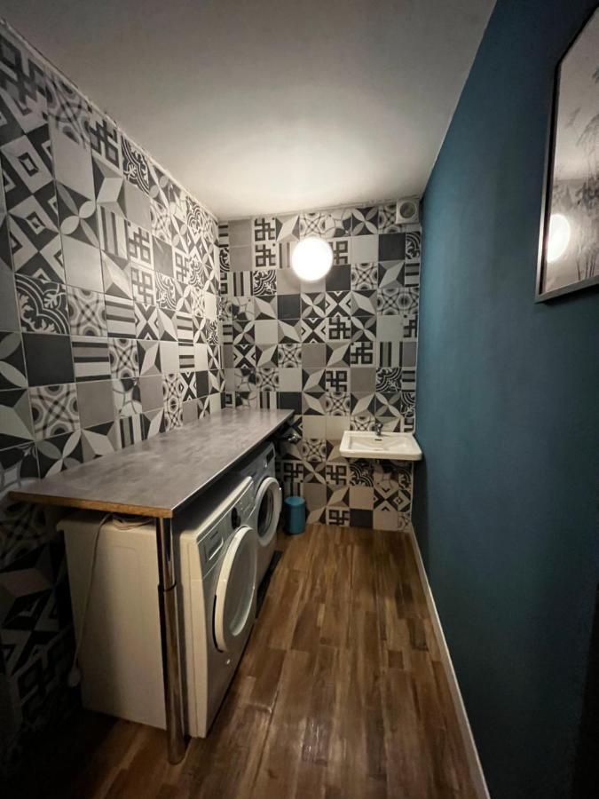 Charmant 2 Pieces Avec Terrasse Proche Centre Ville - Parking Gratuit A Proximite Lourdes Buitenkant foto